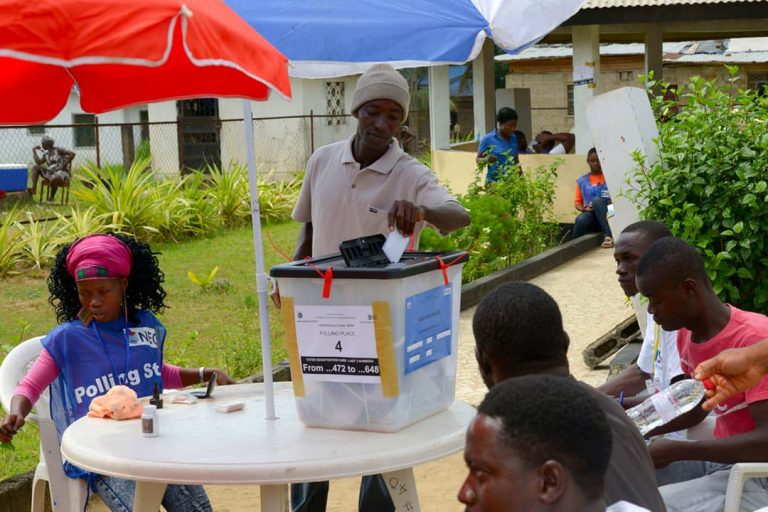 ec-undp-jft paceg liberia gallery voter registration